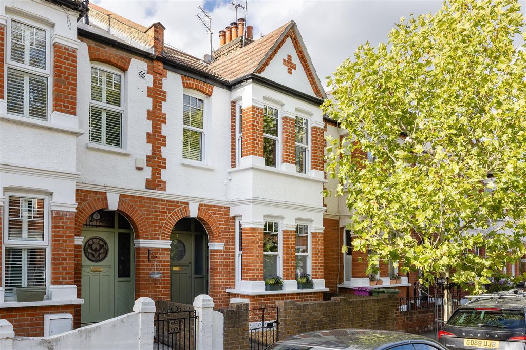Property photo 1 of 39 Ridgdale Street, E3