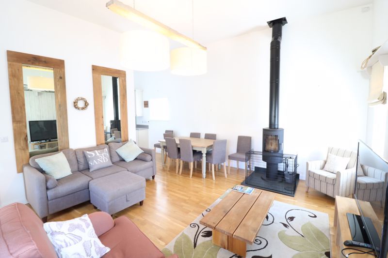 Property photo 2 of 20 Photo 2