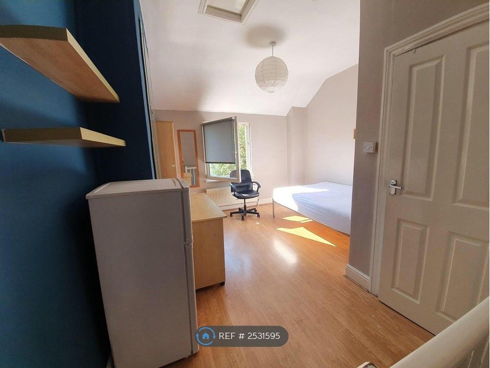 Property photo 2 of 7