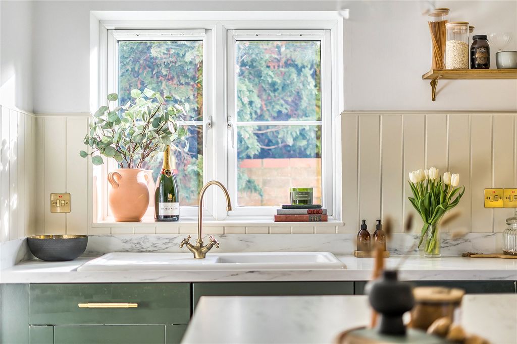 Property photo 3 of 19 Picture No. 15