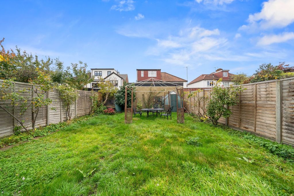 Property photo 2 of 13