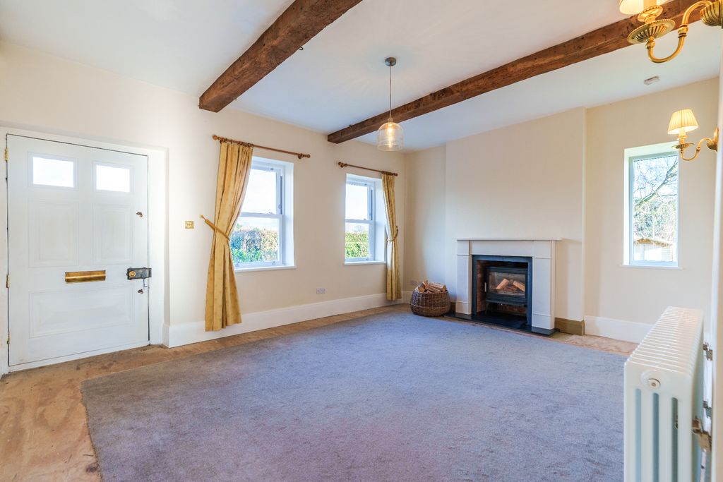 Property photo 3 of 24