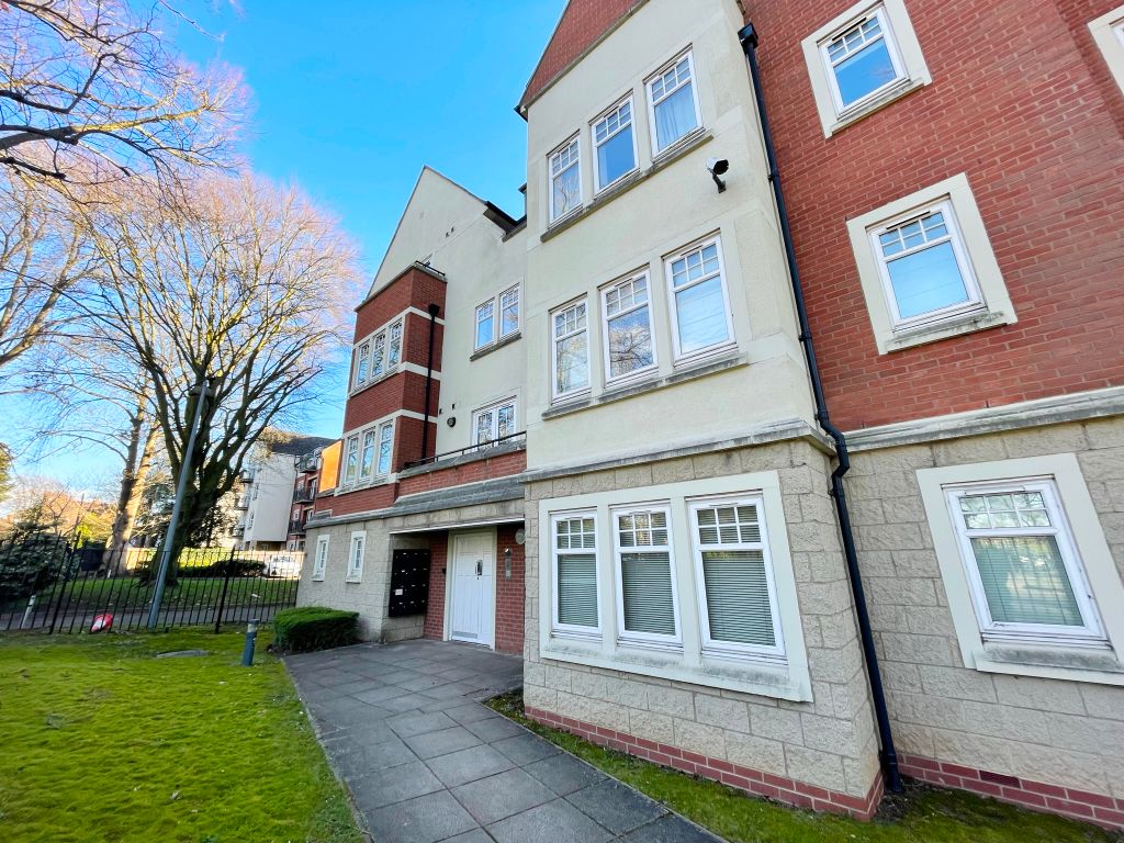 Property photo 1 of 12