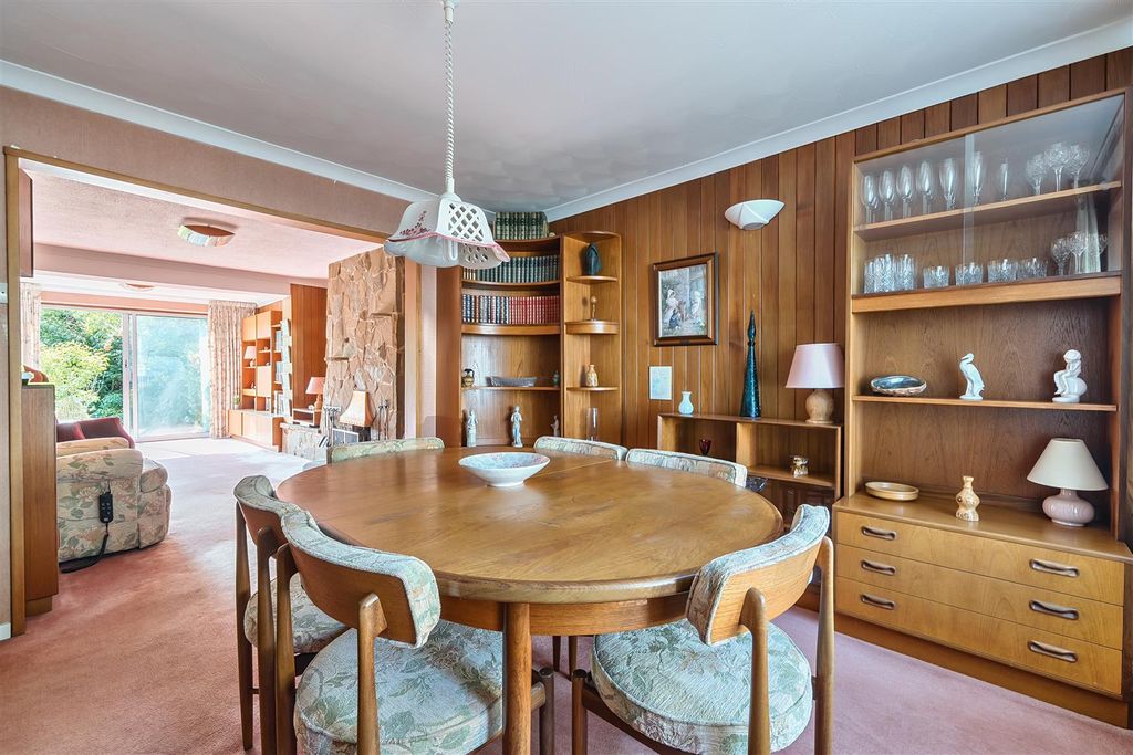 Property photo 2 of 16 Dining Room