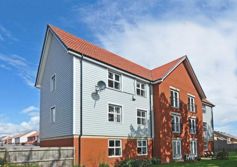 Property photo 1 of 7 External Rear