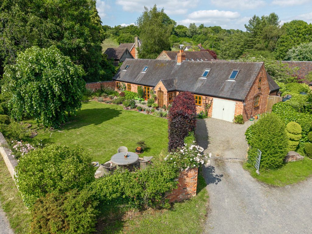 Property photo 1 of 36