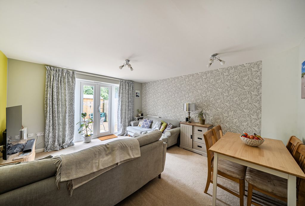 Property photo 2 of 14 1470728-4-6A200A9...