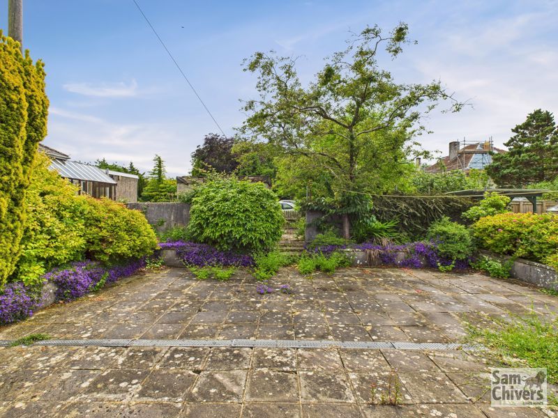Property photo 2 of 16 Photo 13