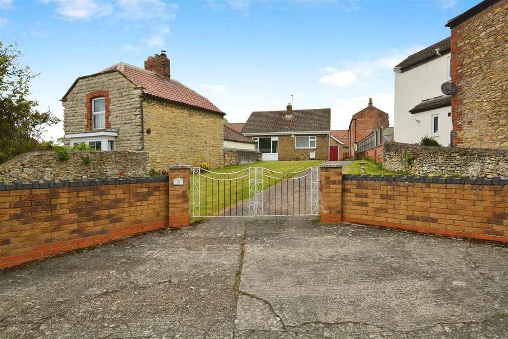Property photo 1 of 18 Front