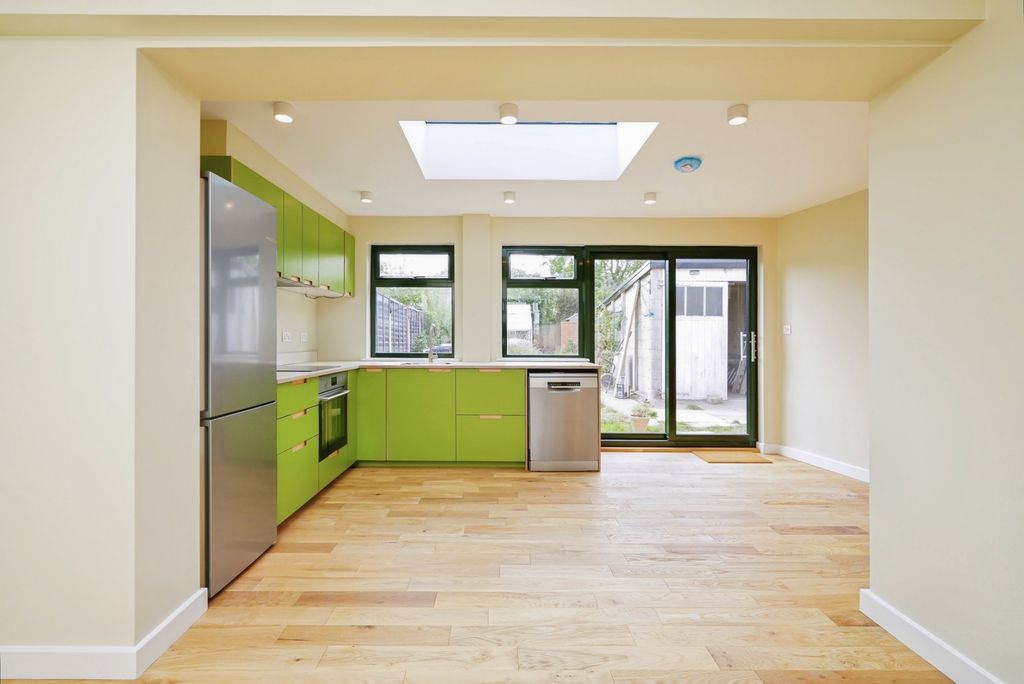 Property photo 3 of 11 Pbox-Img.Jpg