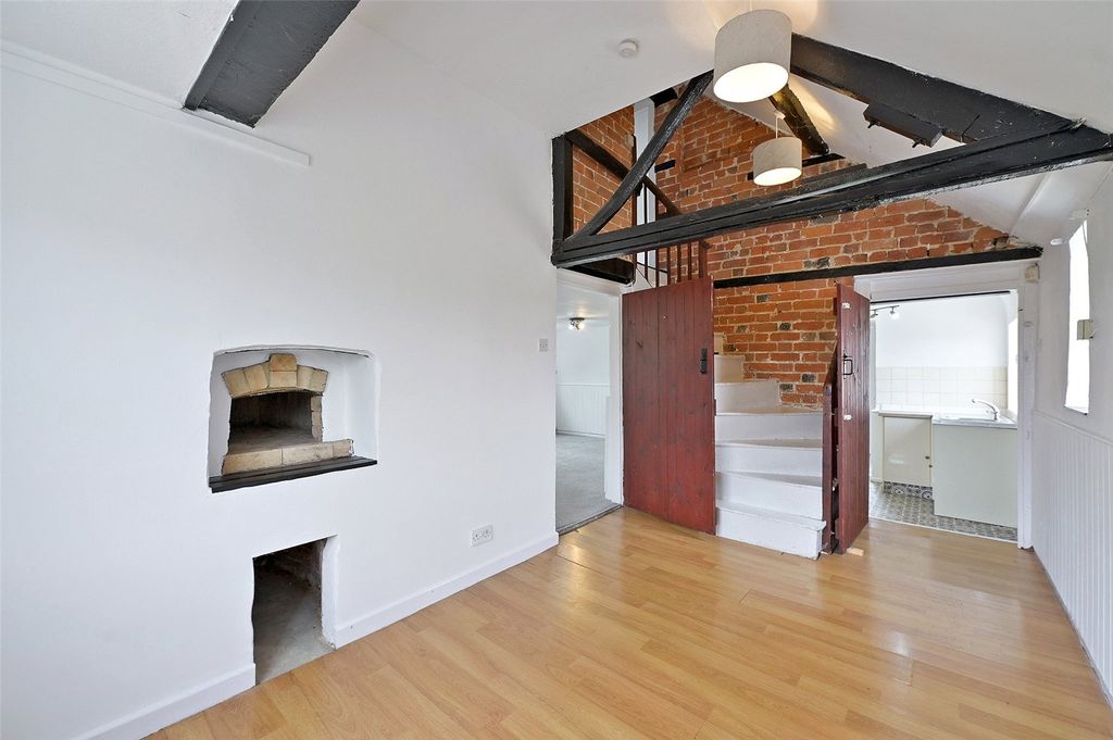 Property photo 3 of 10 Picture No. 05