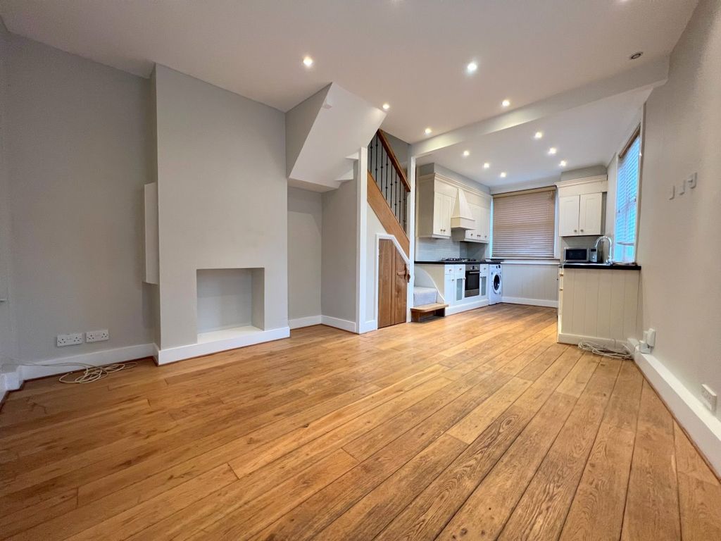 Property photo 2 of 10 Gallery