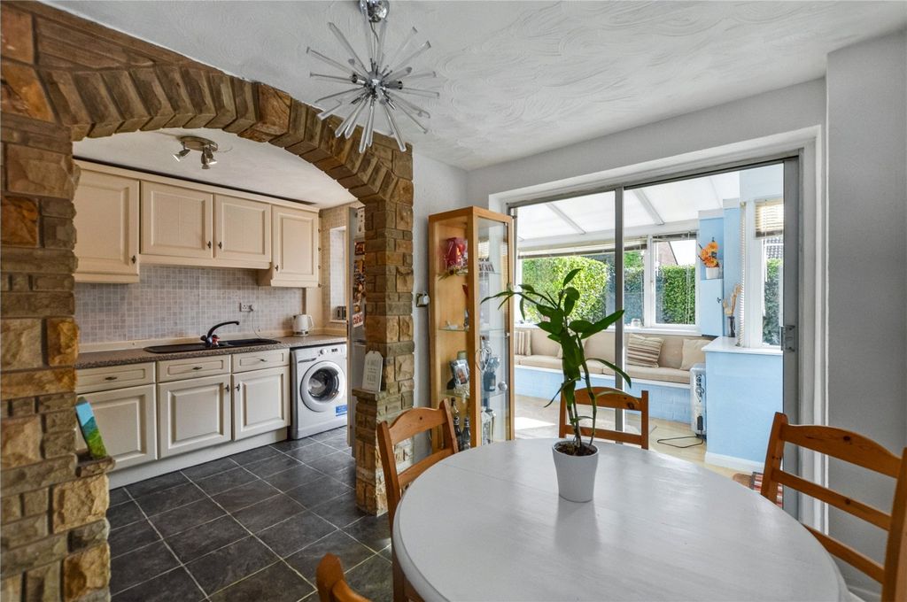 Property photo 3 of 12 Picture No. 01