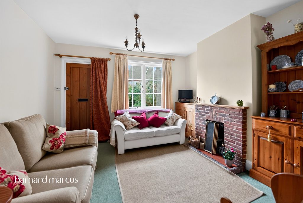 Property photo 3 of 13