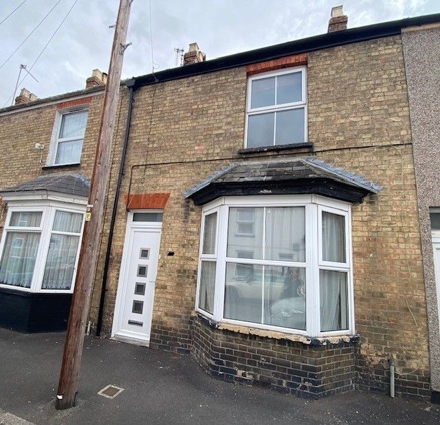 Property photo 1 of 8