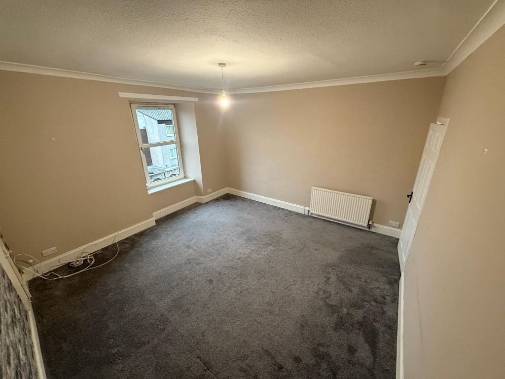 Property photo 3 of 14 Photo 3