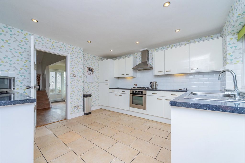 Property photo 3 of 36 Picture No. 19