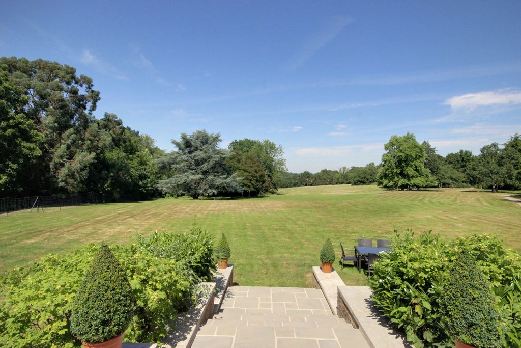 Additional image 18 of 9 bed detached house to rentHadley Green Road, Barnet EN5