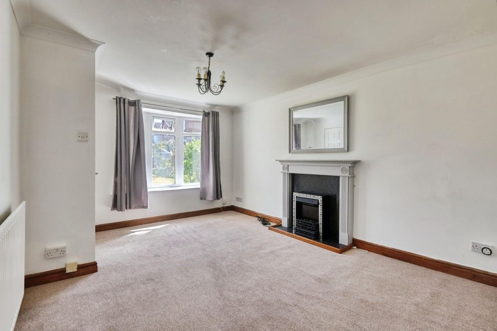 Property photo 2 of 17 18Bla14.Jpg