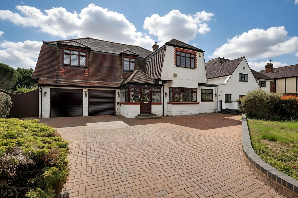 Property photo 1 of 25