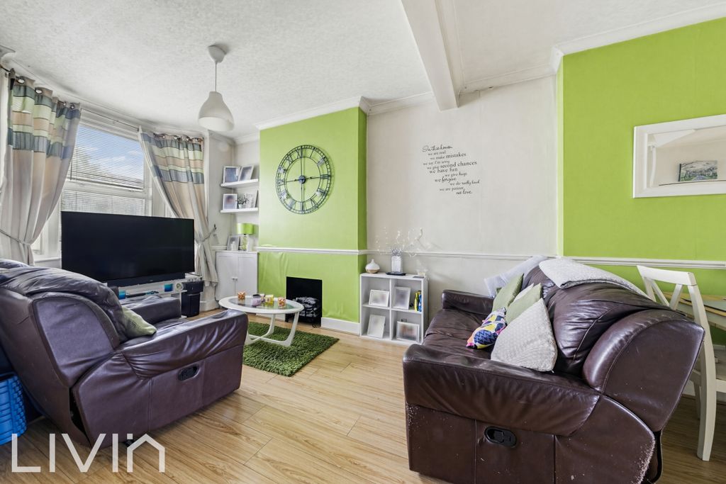 Property photo 2 of 16 2