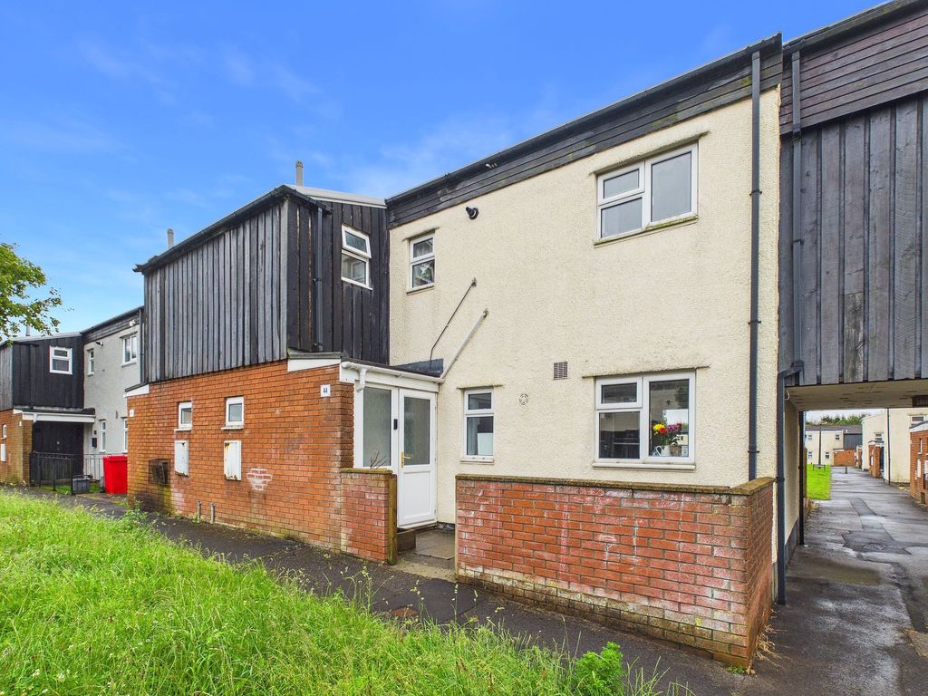 Property photo 1 of 15