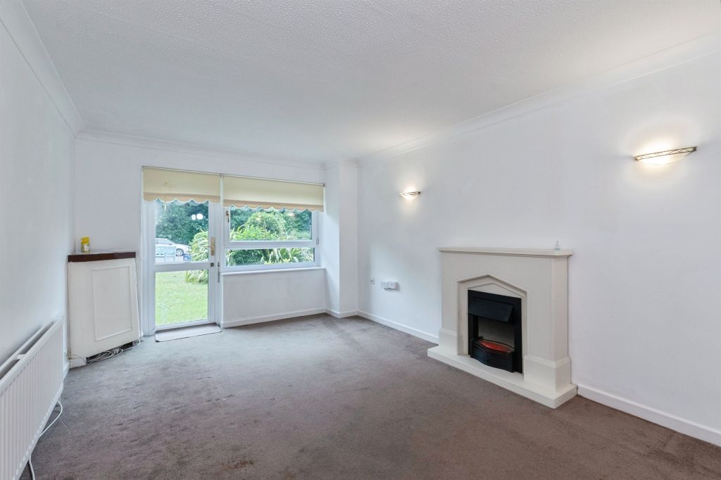 Property photo 2 of 18