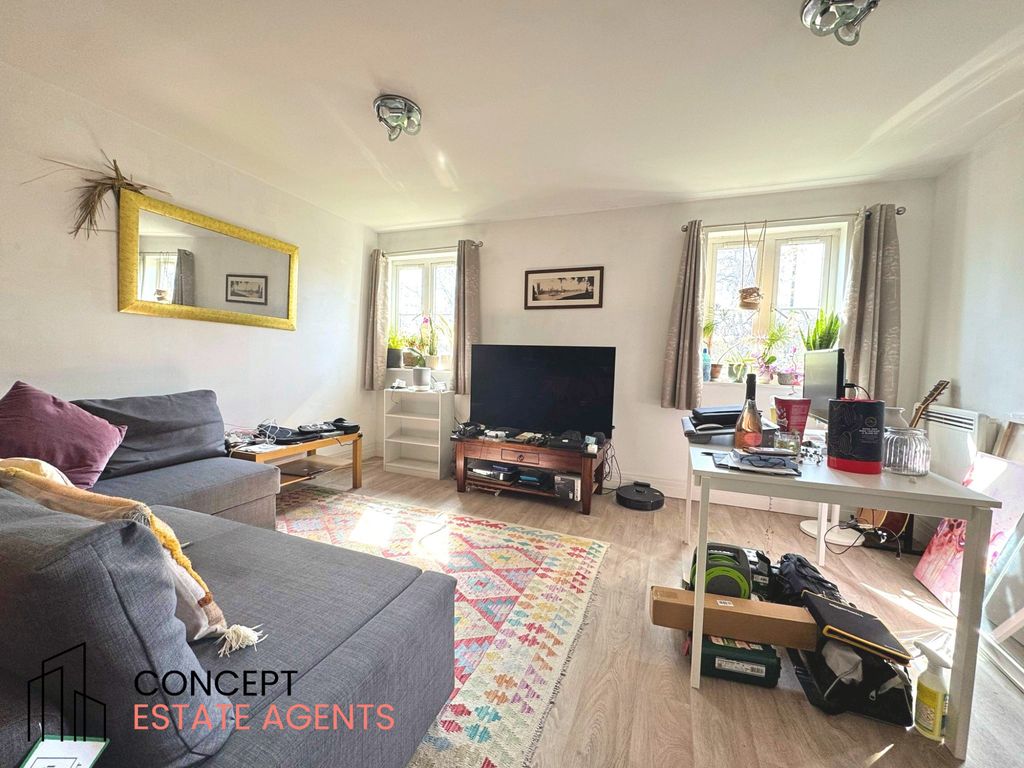 Property photo 1 of 5