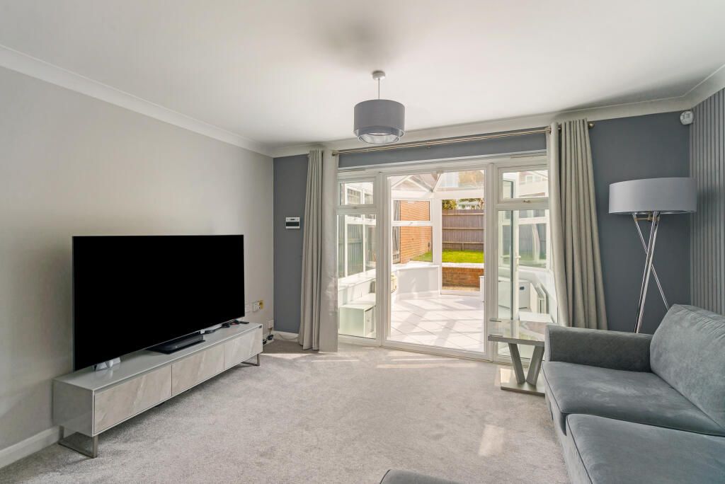 Property photo 2 of 16 Photo 1