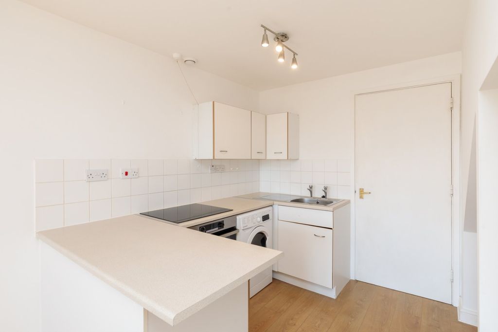 Property photo 2 of 21 Open Plan Living