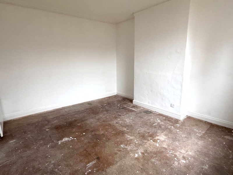 Property photo 2 of 11 Photo 1