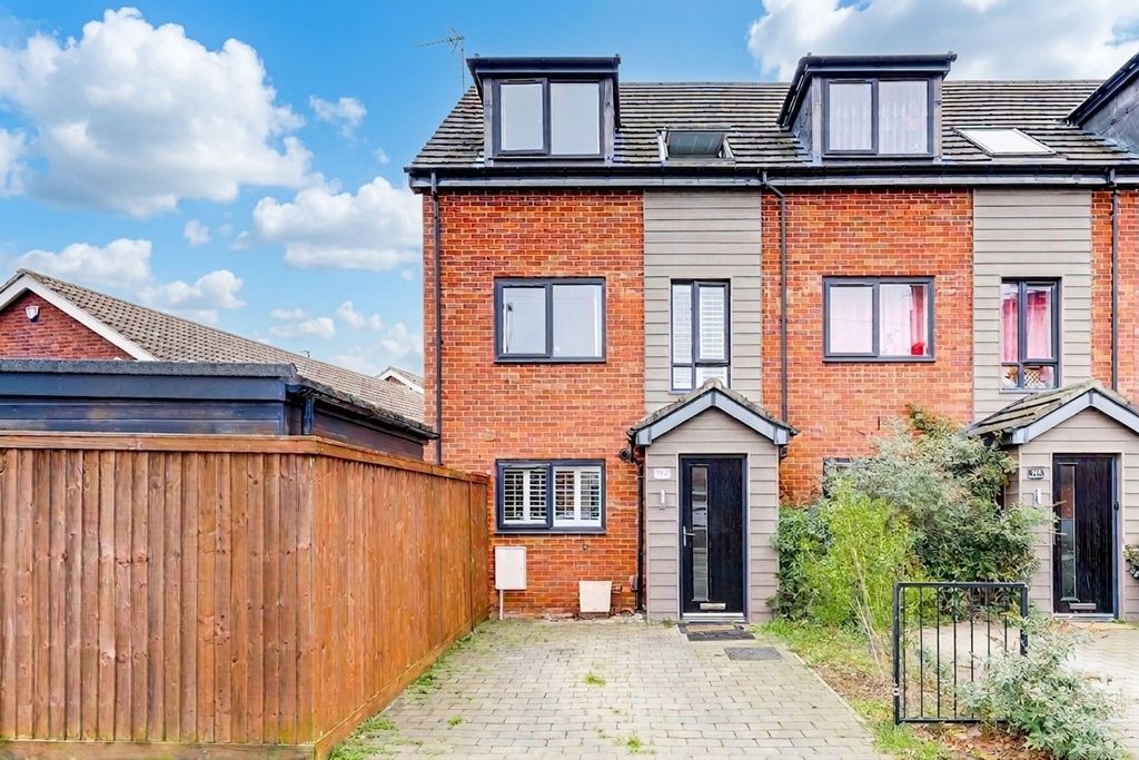 Property photo 1 of 25