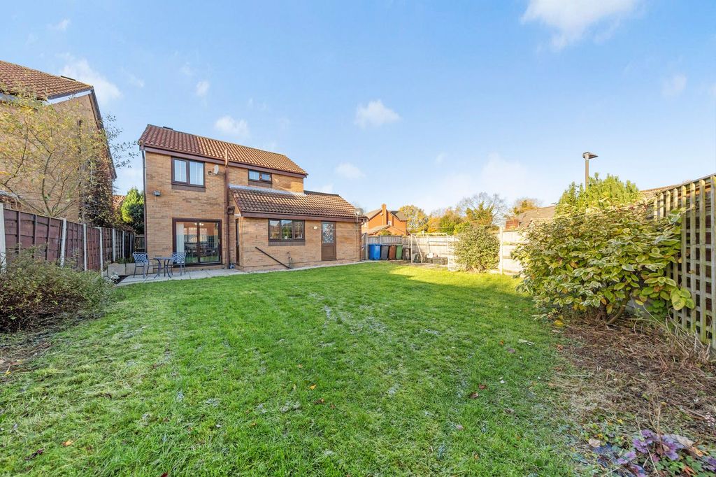 Property photo 2 of 17