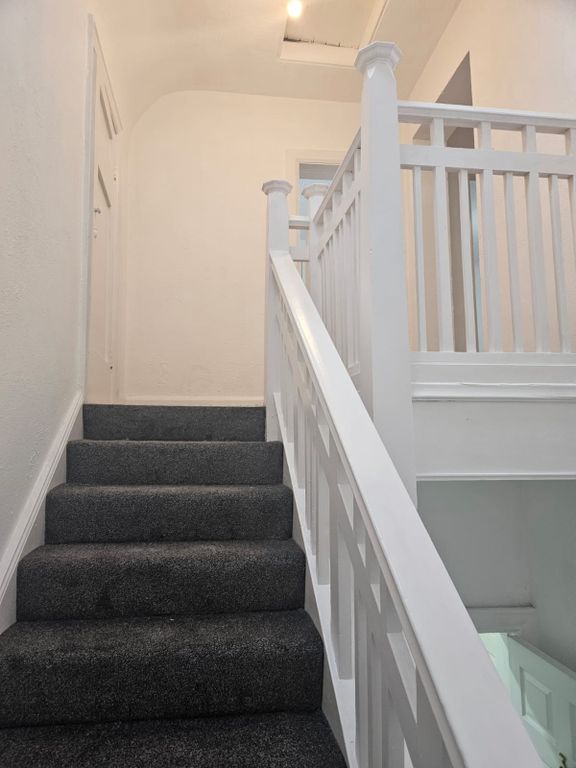 Property photo 2 of 13 Photo 2