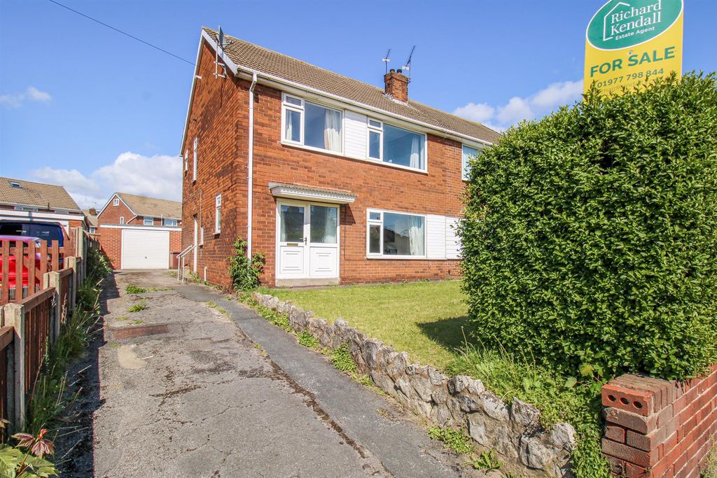 Property photo 1 of 13