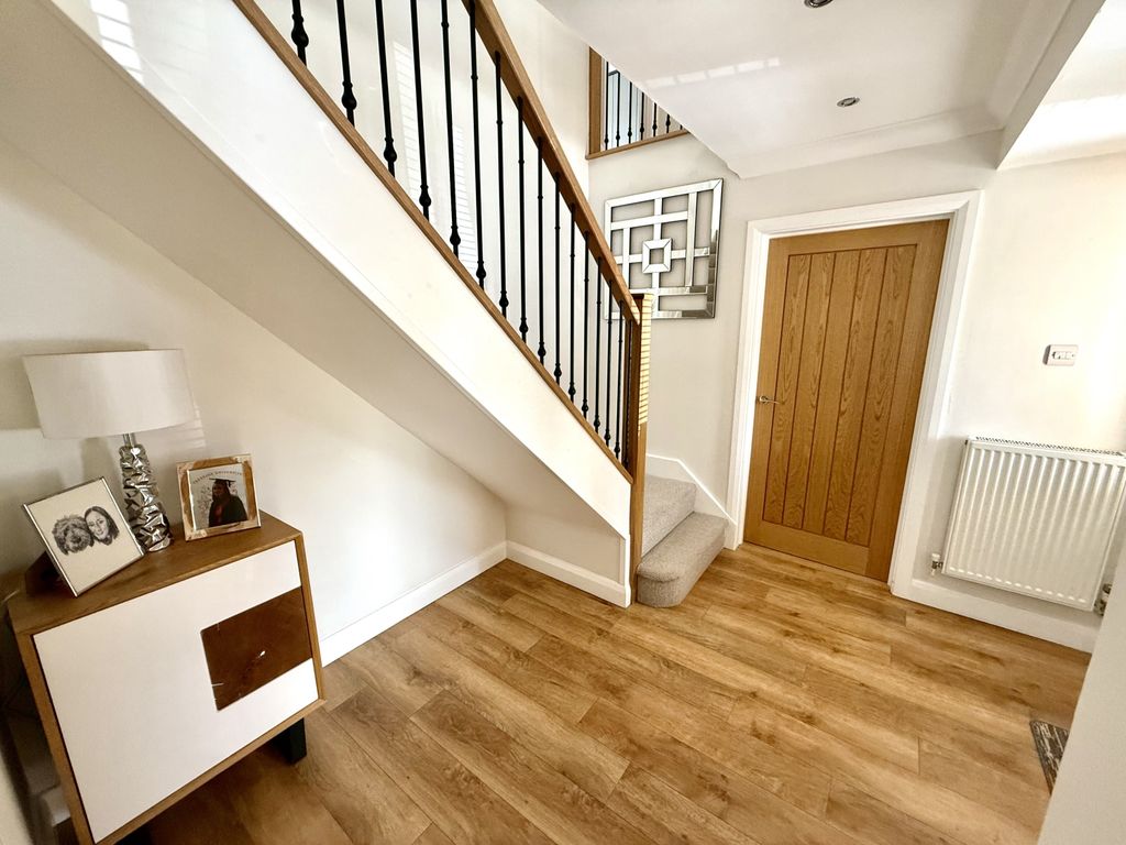 Property photo 3 of 22 Img_8401