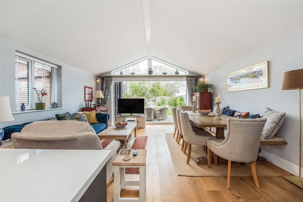 Property photo 2 of 15 Dining/Garden Room