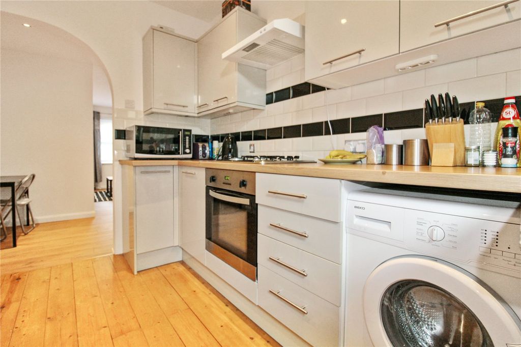 Property photo 1 of 10 Picture No. 19