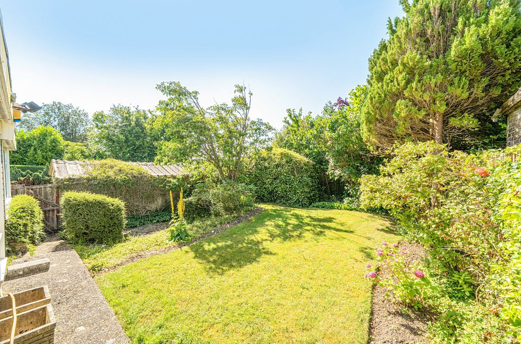 Property photo 2 of 9 1482370-9-6A3B9B3...