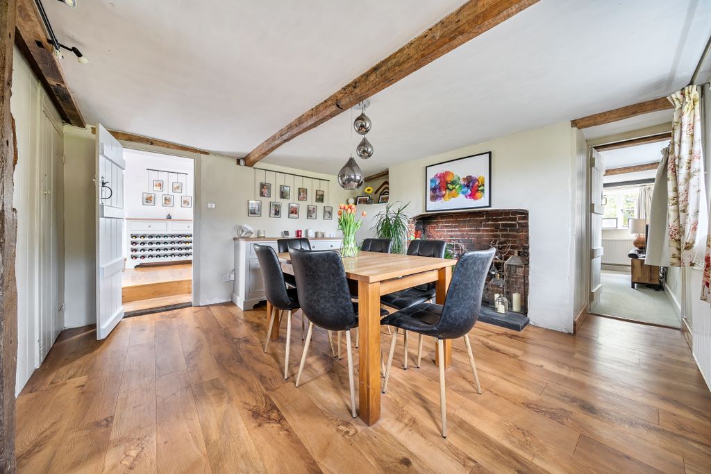 Property photo 3 of 20