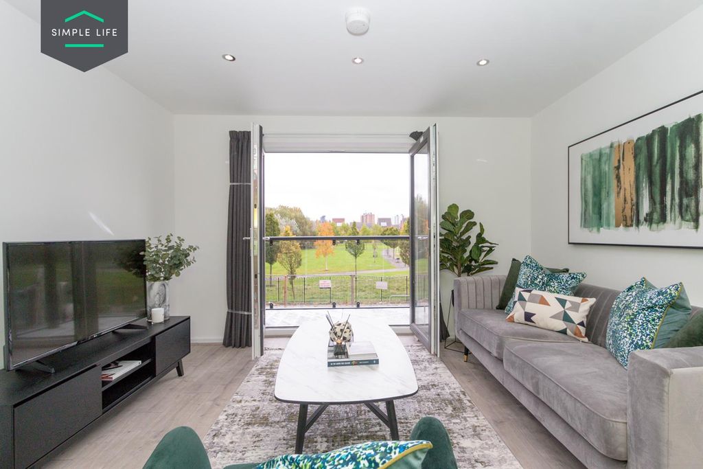 Property photo 2 of 9 Halley_Living_3.Jpg