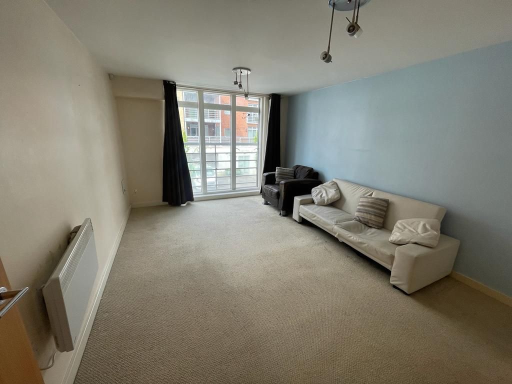 Property photo 2 of 6