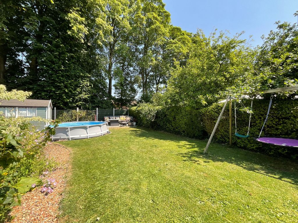Property photo 3 of 31