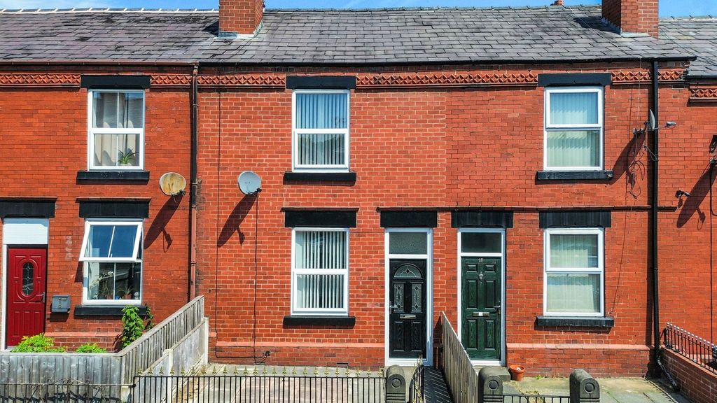 Property photo 1 of 26