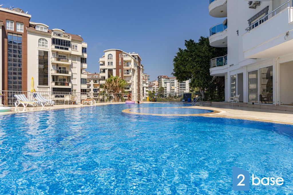 Property photo 3 of 26