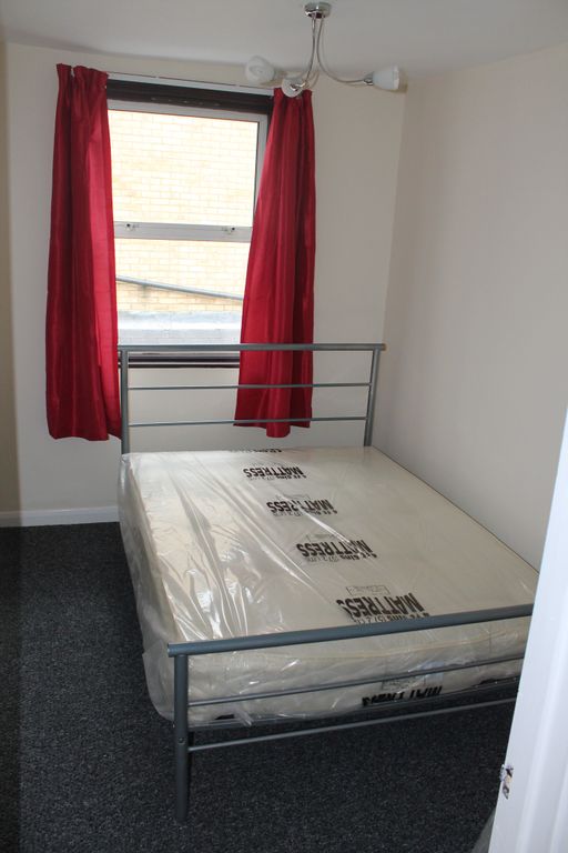 Property photo 3 of 6