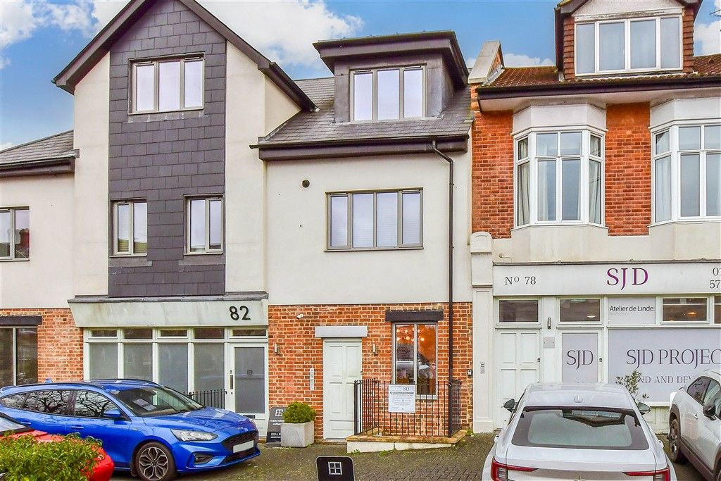 Property photo 1 of 10 External (Web)