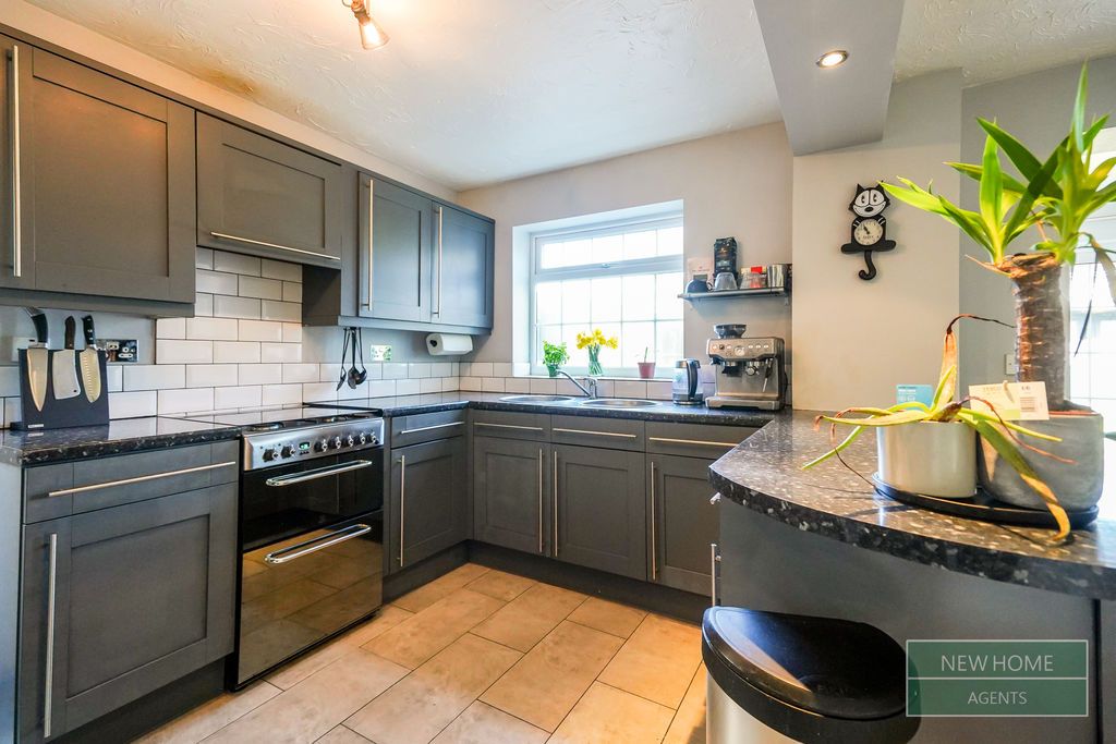 Additional image 4 of 4 bed detached house for saleSpeeton Close Billingham TS23