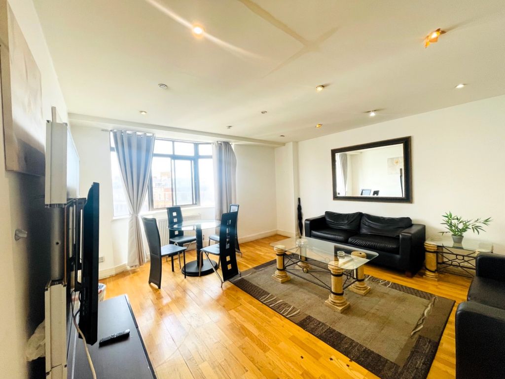 Property photo 1 of 9 Dudley Court, Upper Berkley Street, W1H (6)