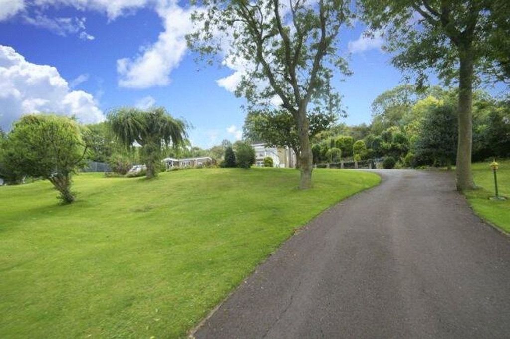 Property photo 2 of 35 Picture No. 07
